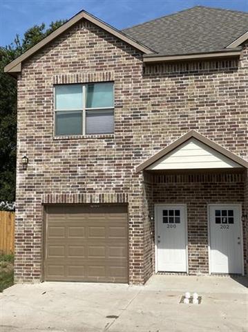 Primary Photo - 200 Pecan Hollow St