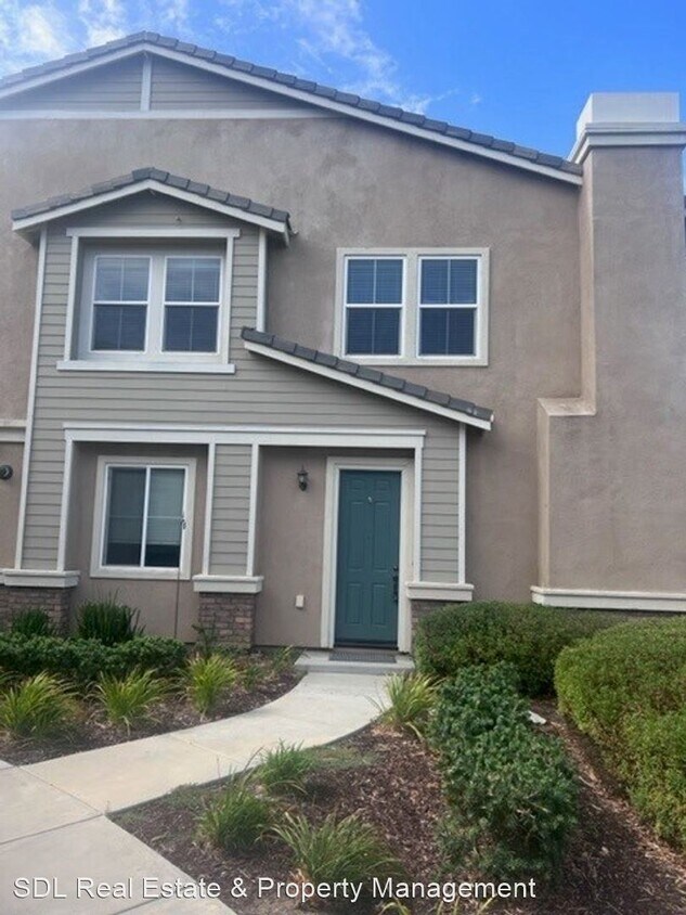 Primary Photo - 4 br, 3 bath House - 27975 Calle Lumina