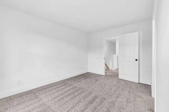 Interior Photo - Millie At Midtown