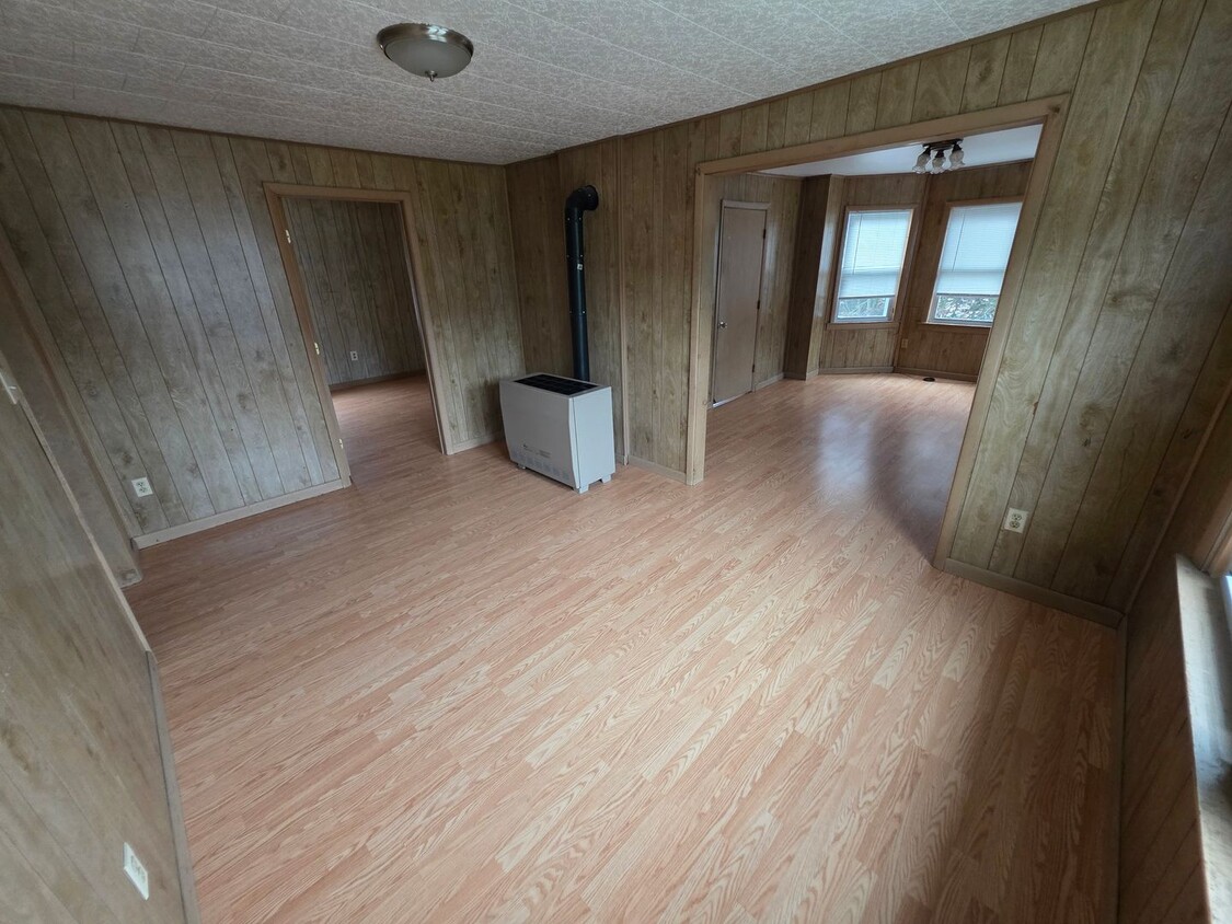 Foto principal - 3 Bedroom Apartment - Saugerties