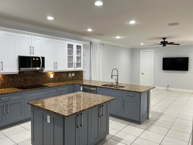 Building Photo - 21314 Rockledge Ln