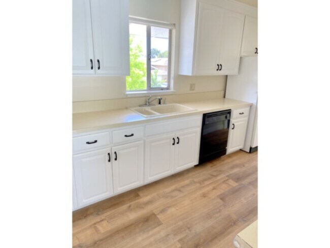 Building Photo - NEW LISTING!PEACOCK GAP! RELAX AND REFRESH...
