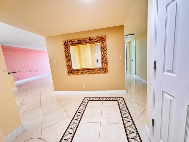 Building Photo - 1370 S Ocean Blvd