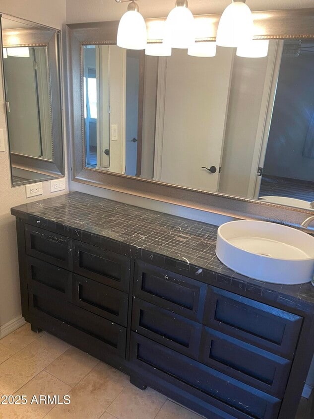 Foto principal - 8307 E Buena Terra Way