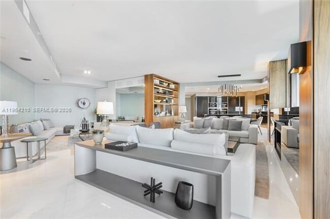 Foto del edificio - 18555 Collins Ave