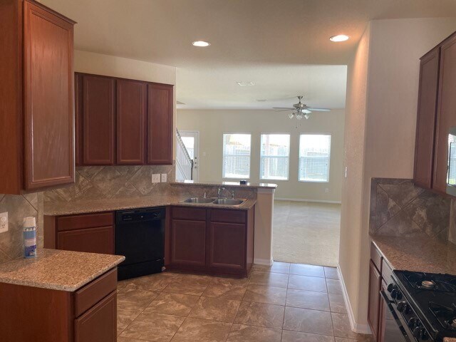 Foto del edificio - 12243 Claytons Park Ln