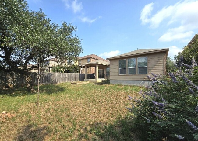 Foto del edificio - 4526 Bexley Trail