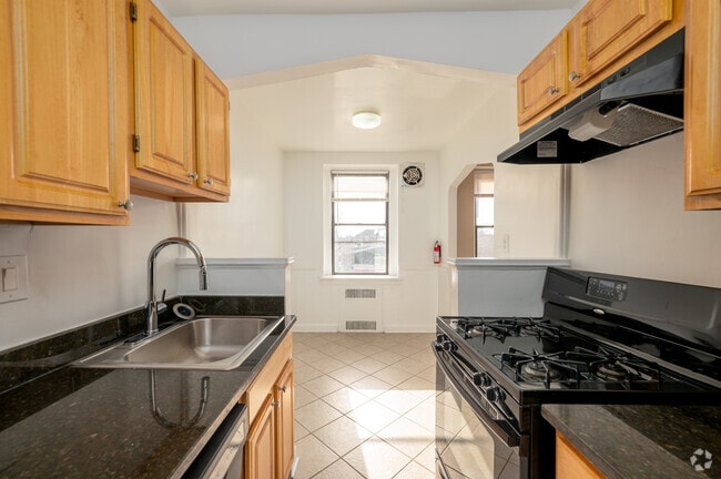 1 Bed 1 Bath - Adams Garden Towers