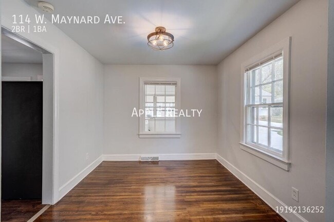 Foto del edificio - 114 W Maynard Ave