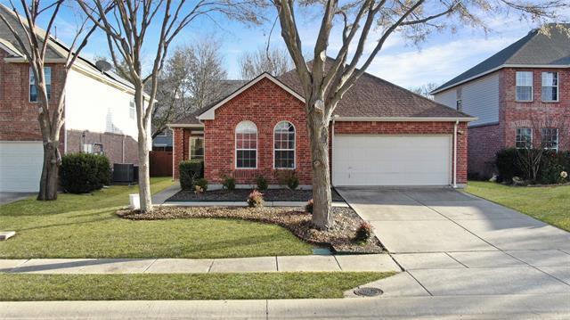 Foto del edificio - 3913 Hawkins Dr