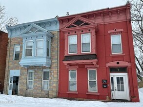 Building Photo - 1 Pawling Ave