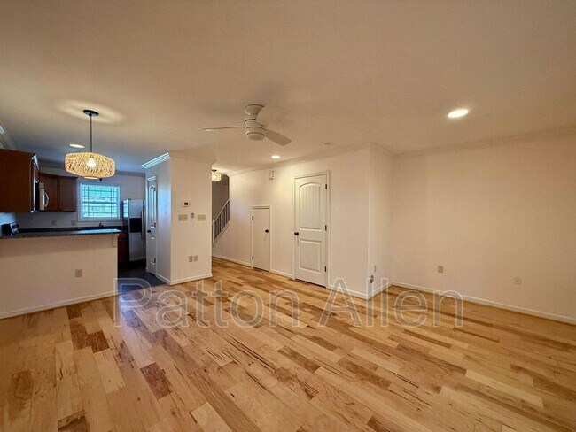 Foto del edificio - 15 Lees Creek Rd