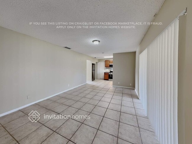 Building Photo - 8121 NW 44th Ct