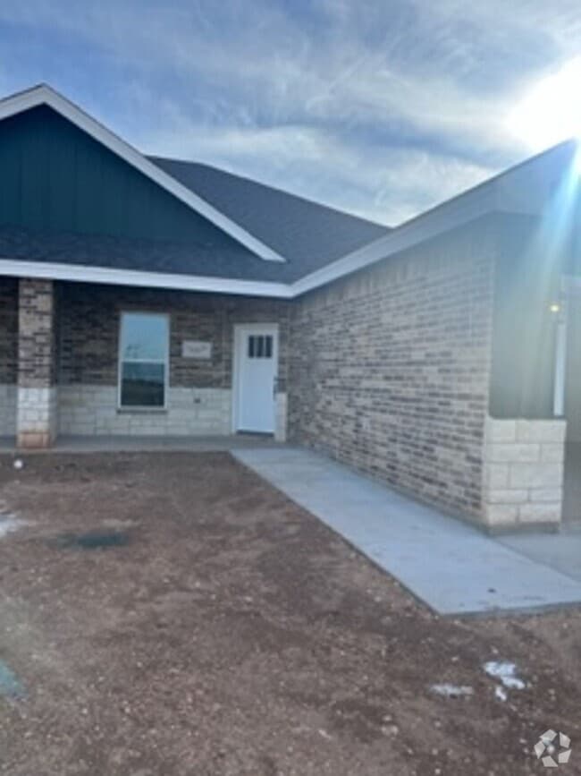 Building Photo - 7119 Tin Cup