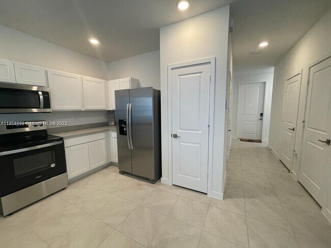 Foto del edificio - 918 SE 17th St