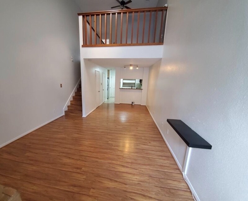 Primary Photo - 2819 Panagard Dr