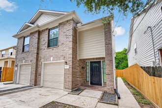 Building Photo - 4502 Mallow St