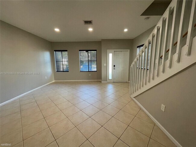 Foto del edificio - 3 br, 2.5 bath House - 2535 SW 82nd Ave