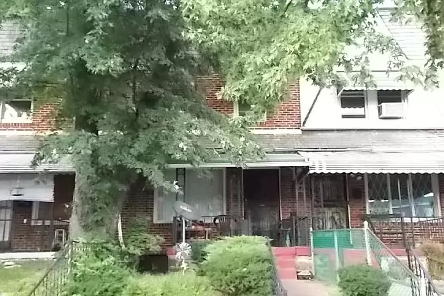 Primary Photo - 3330 W Caton Ave