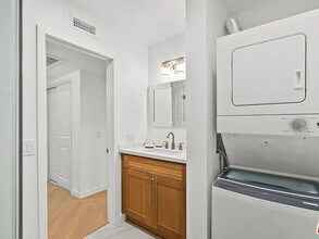 Building Photo - 4710 Park Granada