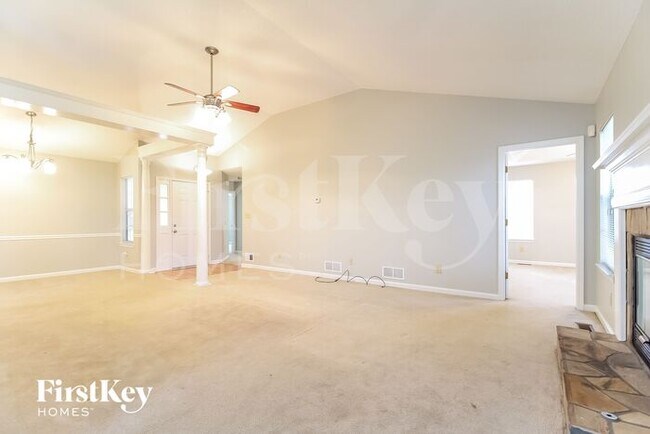 Building Photo - 11200 Tara Glynn Dr