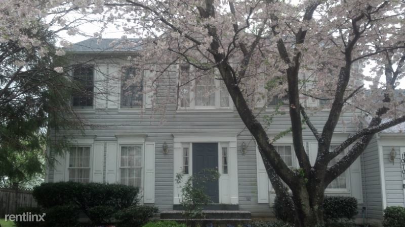 Primary Photo - 10701 Lake Arbor Way