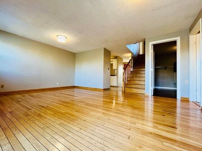 Foto del edificio - 30 Margin St