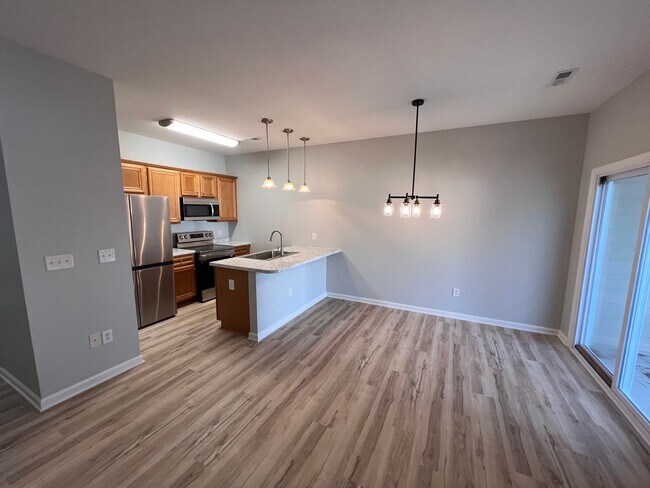 Foto del edificio - Upgraded 2 Bed/2.5 Bath Townhome in Leland!
