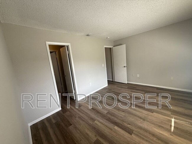 Building Photo - 4209 S Semoran Blvd