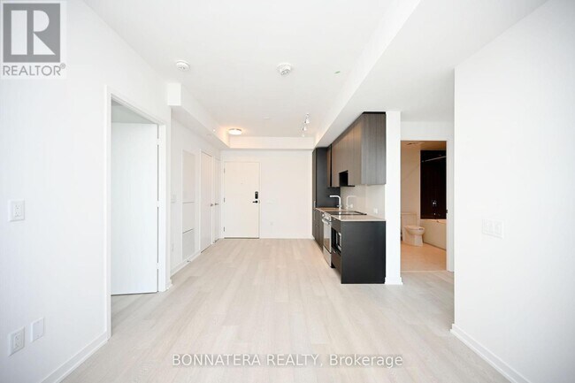 Photo du bâtiment - 3883 Quartz Rd