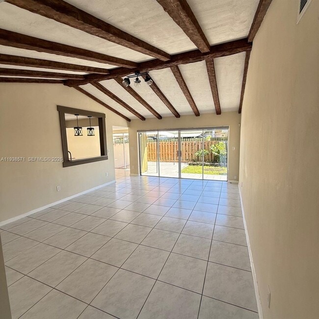 Foto del edificio - 12144 SW 110th St Cir W