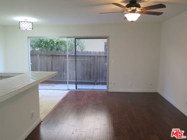 Building Photo - 3603 Mentone Ave