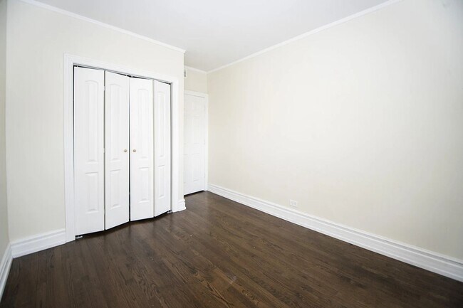 Foto del edificio - 3703 N Hoyne Ave