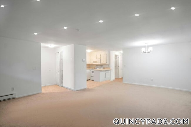 Building Photo - 59 Presidential Dr