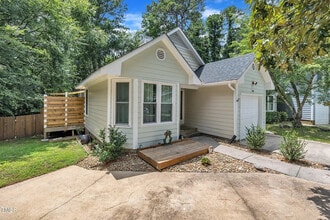 Building Photo - Room in House on Tall Rock Ct