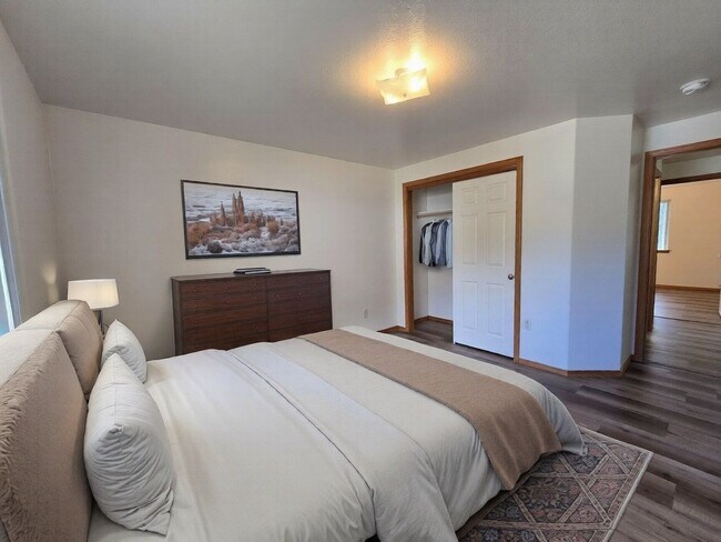 Foto del edificio - 394 Maylea Pl