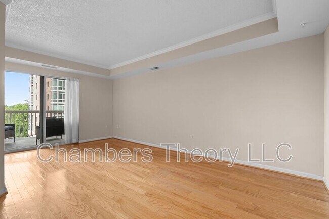 Foto del edificio - 3101 N Hampton Dr