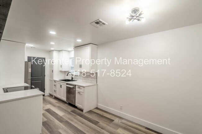 Foto del edificio - 3 Bed | 2 Bath | Broken Arrow