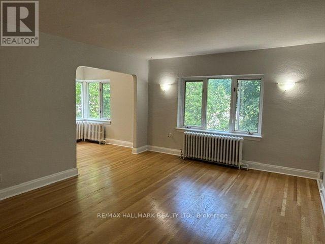 Building Photo - 111 Oriole Pkwy