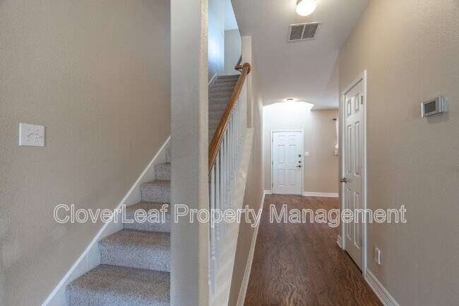 Foto del edificio - 6323 Big Bend Cove