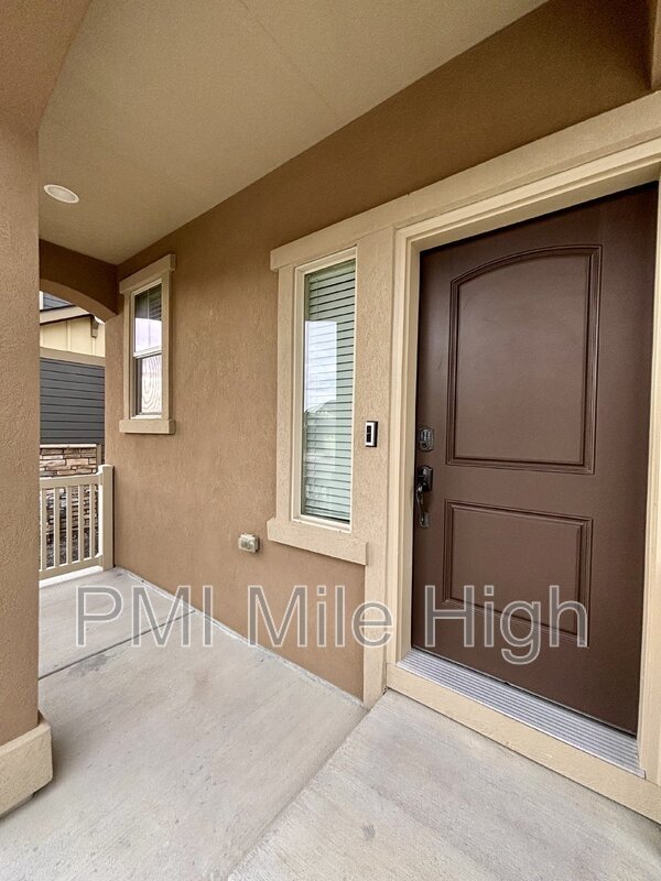Building Photo - 967 Auburn Dr