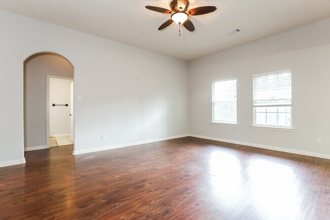 Foto del edificio - 7007 N Haven Dr