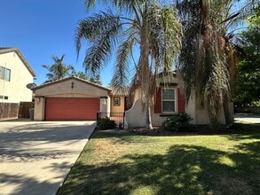 Building Photo - 4441 W Elowin Ave
