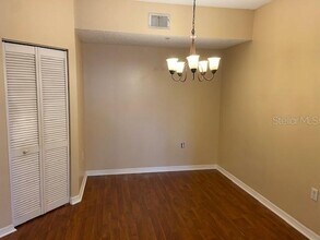 Building Photo - 5552 Bentgrass Dr