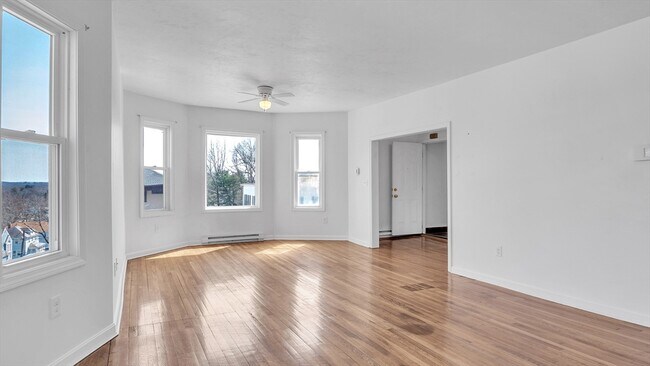 Foto del edificio - 1442 Main St