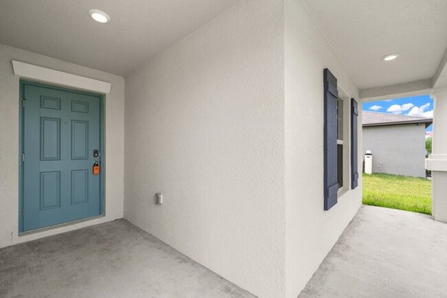 Foto del edificio - LIKE New Home for Rent in Creek Preserve!