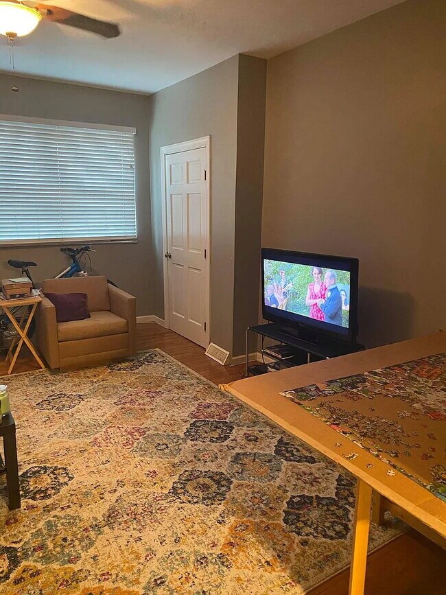 Foto del edificio - Charming 2BR South Side Home | Updated Kitchen w/ Dishwasher | Prime Pittsburgh Location