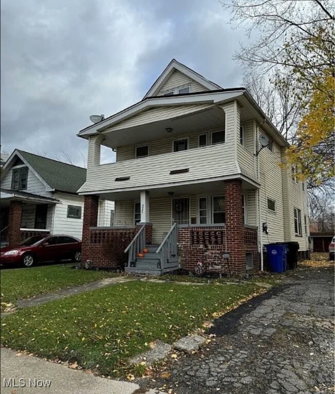 Primary Photo - 3045 E 130th St