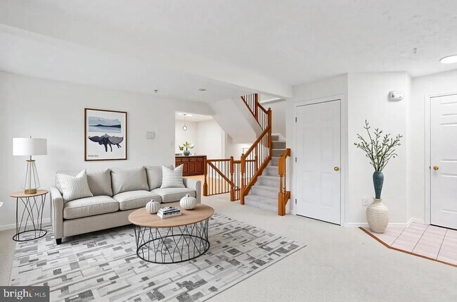 Foto del edificio - 15 Silver Birch Ct