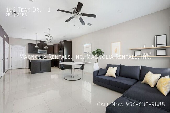 Building Photo - 102 Teak Dr